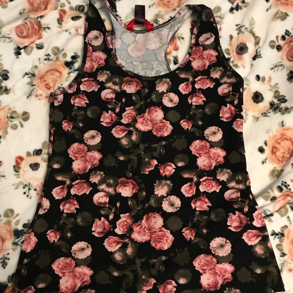 Hot kiss racer back tank